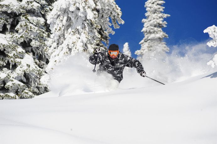 Imagen general del Hotel Inn At Big White. Foto 8