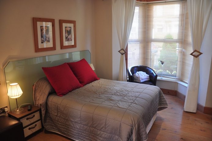 Imagen de la habitación del Hotel Inn At Cheltenham Parade. Foto 9