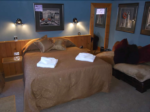 Imagen de la habitación del Hotel Inn At Cheltenham Parade. Foto 15