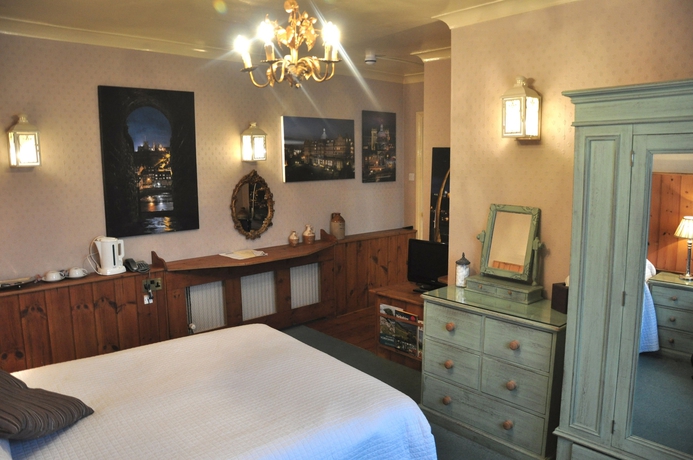 Imagen de la habitación del Hotel Inn At Cheltenham Parade. Foto 18