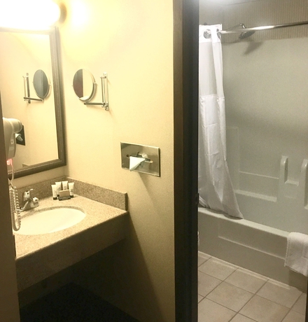 Imagen de la habitación del Hotel Inn At Chocolate Ave, Surestay Collection By Best Western. Foto 12