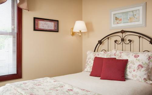Imagen de la habitación del Hotel Inn At Harbor Hill Marina. Foto 3