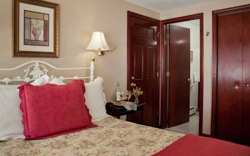 Imagen de la habitación del Hotel Inn At Harbor Hill Marina. Foto 8
