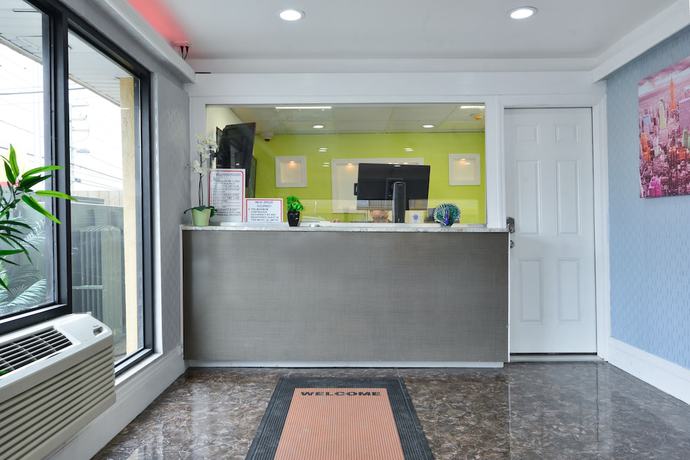 Imagen de los interiores del Hotel Inn At Jericho. Foto 18