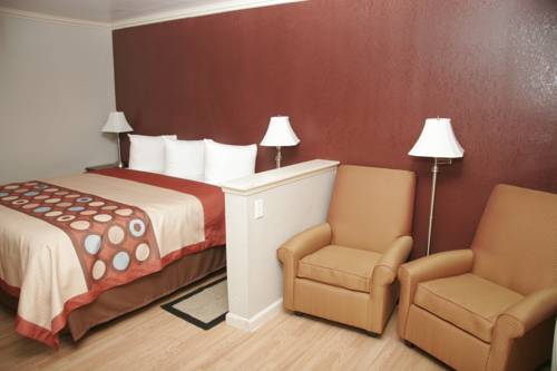 Imagen de la habitación del Hotel Inn At King City. Foto 6