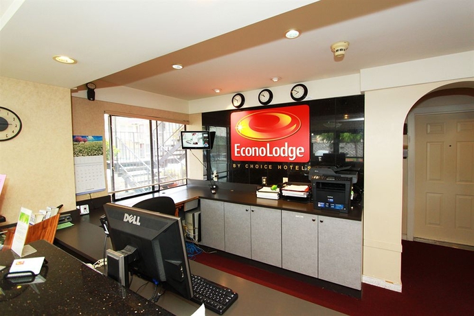 Imagen de los interiores del Hotel Inn At Lake Washington. Foto 12