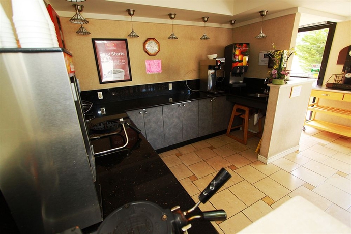 Imagen del bar/restaurante del Hotel Inn At Lake Washington. Foto 3