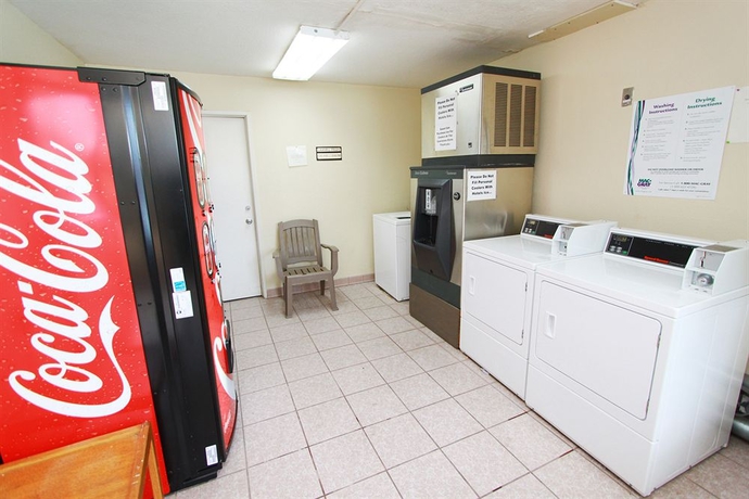 Imagen de los interiores del Hotel Inn At Lake Washington. Foto 14