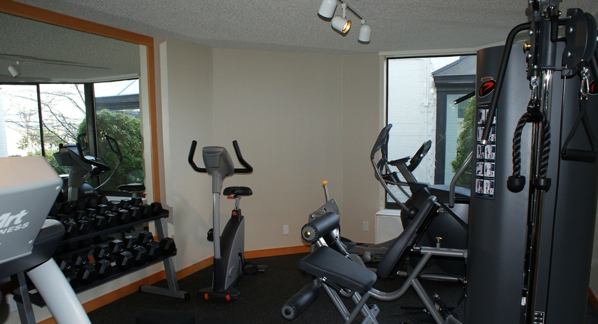 Imagen de los interiores del Hotel Inn At Laurel Point. Foto 10