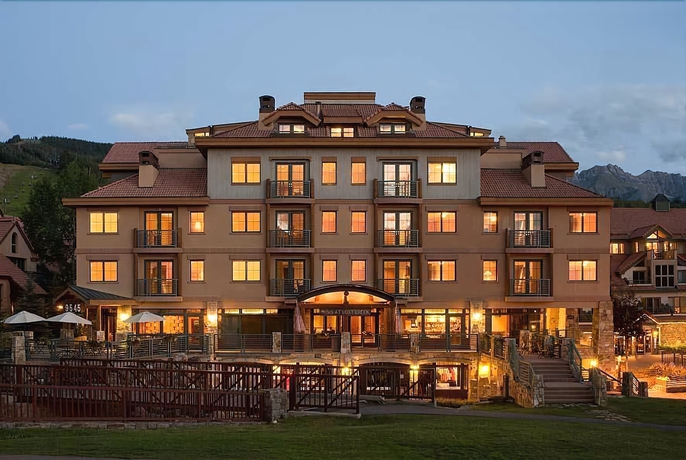 Imagen general del Hotel Inn At Lost Creek. Foto 1