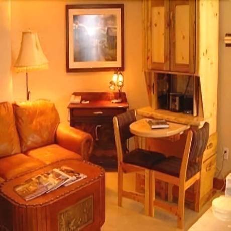 Imagen de la habitación del Hotel Inn At Lost Creek. Foto 10