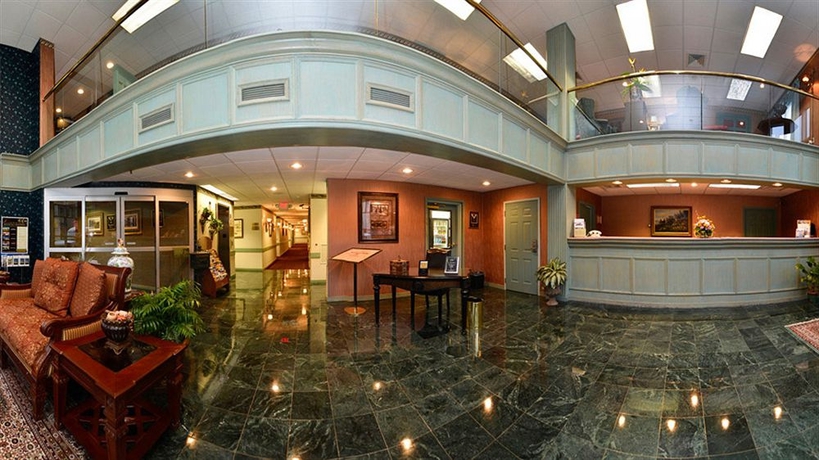 Imagen de los interiores del Hotel Inn At Mendenhall. Foto 12