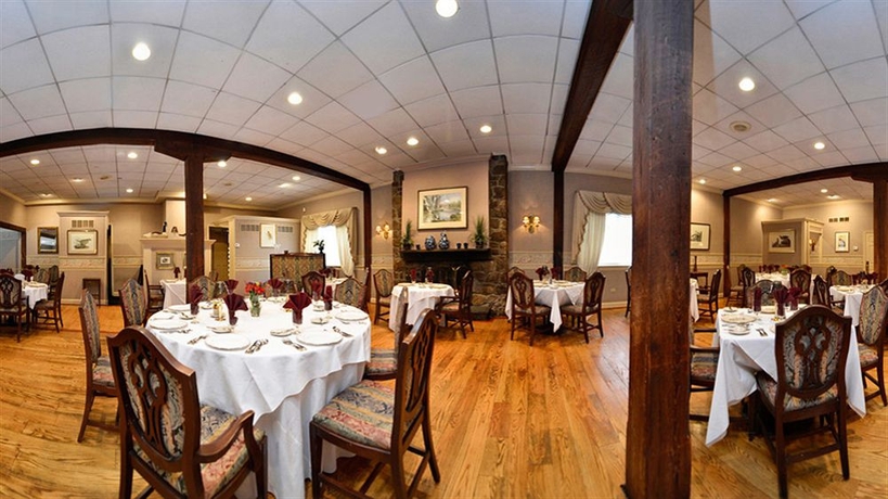 Imagen del bar/restaurante del Hotel Inn At Mendenhall. Foto 4