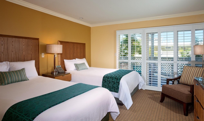 Imagen de la habitación del Hotel Inn At Morro Bay. Foto 6