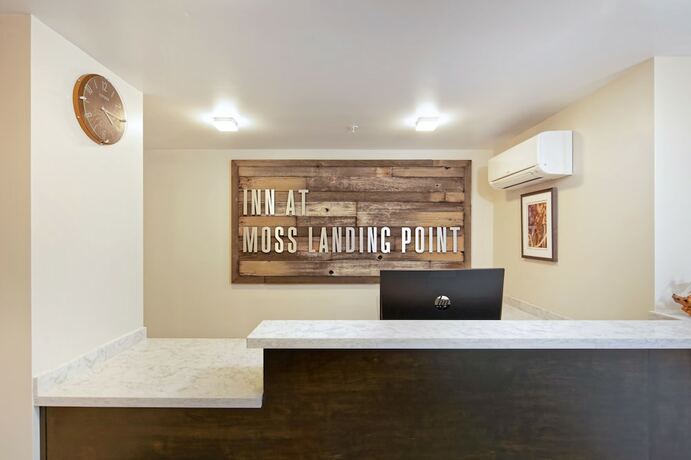 Imagen general del Hotel Inn At Moss Landing Point. Foto 1