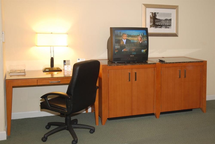 Imagen general del Hotel Inn At San Luis Obispo. Foto 2