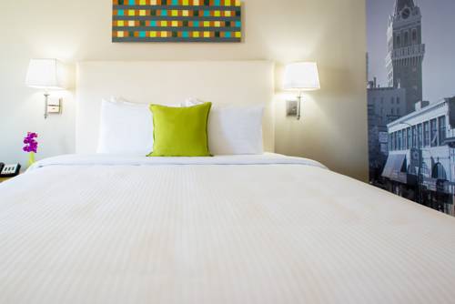 Imagen de la habitación del Hotel Inn At Temescal. Foto 2