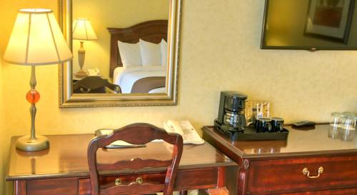 Imagen de la habitación del Hotel Inn At The Commons. Foto 5