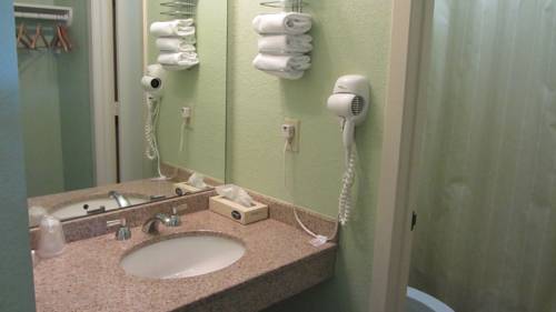 Imagen de la habitación del Hotel Inn At The Waterpark. Foto 10