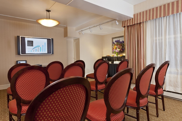 Imagen de los interiores del Hotel Inn At Union Square. Foto 14