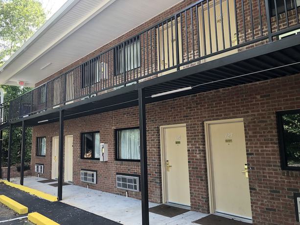 Imagen general del Hotel Inn Between The Hedges. Foto 4