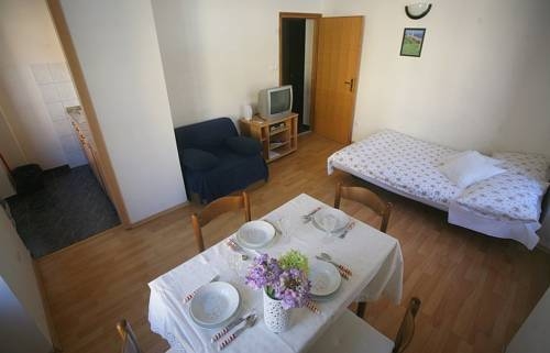 Imagen general del Hotel Inn By The River. Foto 3