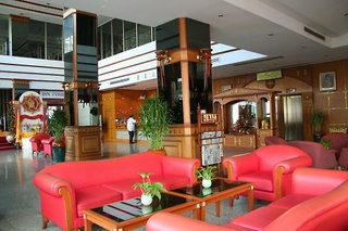 Imagen de los interiores del Hotel Inn Come Suite Bangkok. Foto 7