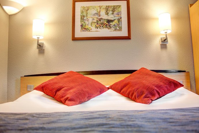 Imagen de la habitación del Hotel Inn Design Bourges Resto Novo. Foto 10