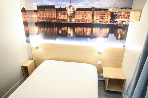 Imagen de la habitación del Hotel Inn Design Ch&acirc;teaubriant. Foto 7