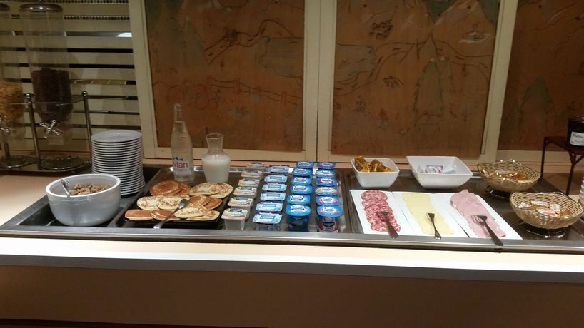 Imagen del bar/restaurante del Hotel Inn Design MoutiersInn Moutiers. Foto 3