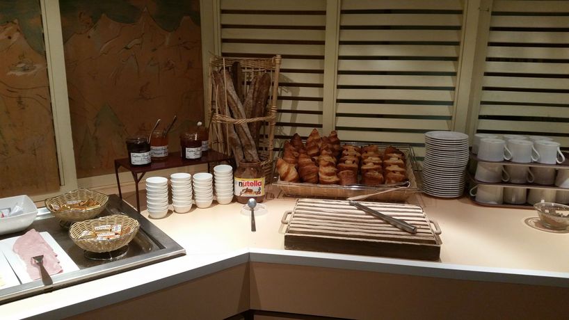 Imagen del bar/restaurante del Hotel Inn Design MoutiersInn Moutiers. Foto 6