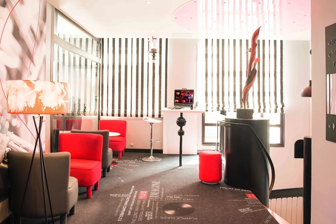 Imagen de los interiores del Hotel Inn Design Paris Place D'italie. Foto 15