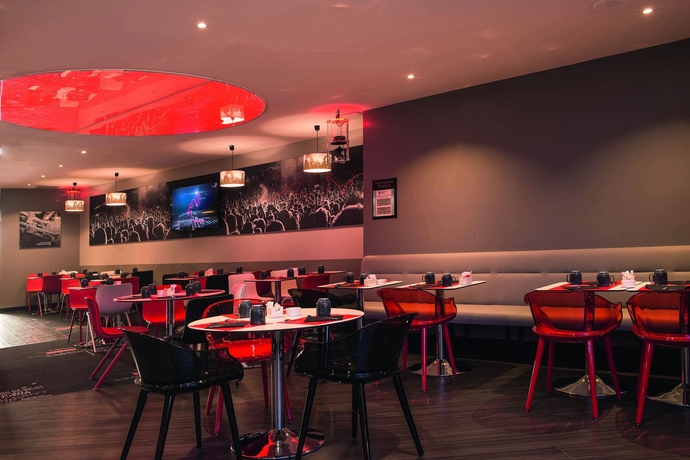 Imagen del bar/restaurante del Hotel Inn Design Paris Place D'italie. Foto 6