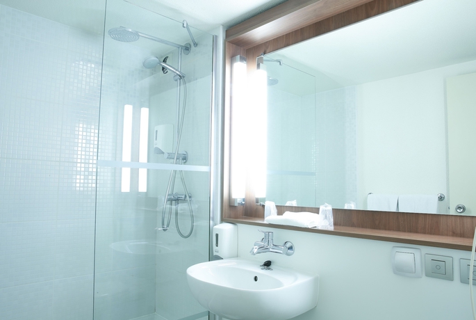 Imagen de la habitación del Hotel Inn Design Resto Novo Sainte Luce Sur Loire. Foto 18