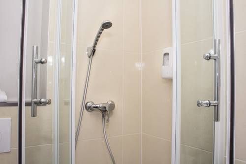 Imagen de la habitación del Hotel Inn Design Vierzon. Foto 7