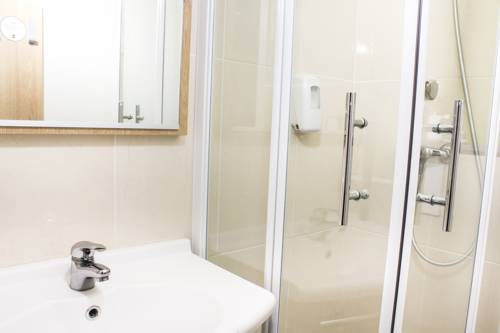 Imagen de la habitación del Hotel Inn Design Vierzon. Foto 8