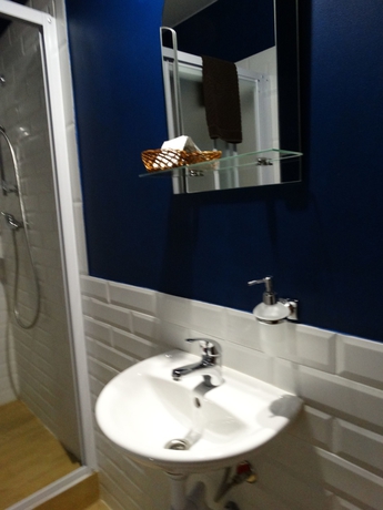 Imagen de la habitación del Hotel Inn Eliton. Foto 15