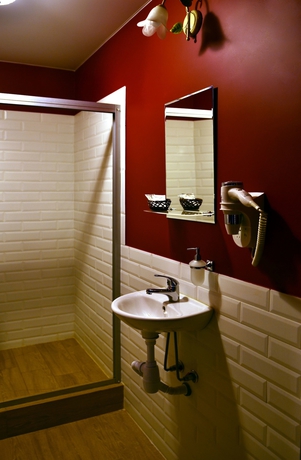 Imagen de la habitación del Hotel Inn Eliton. Foto 18