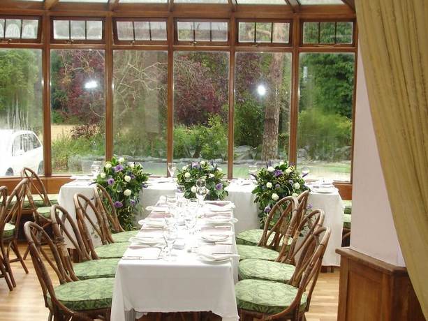 Imagen de los interiores del Hotel Inn For All Seasons. Foto 16