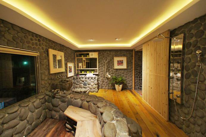 Imagen de la piscina del Hotel Inn Harajuku. Foto 19