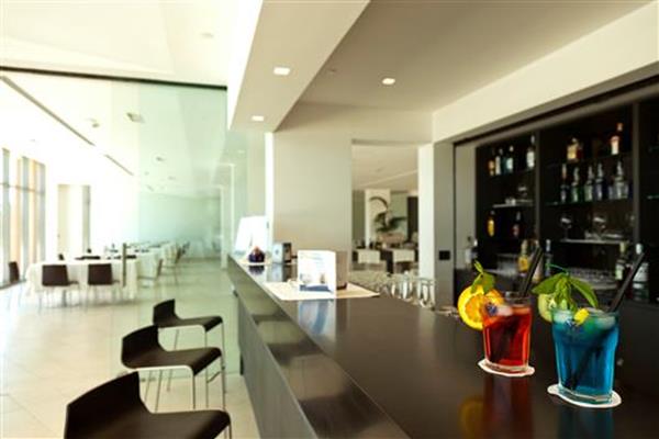 Imagen general del Hotel Inn Naples Airport. Foto 6