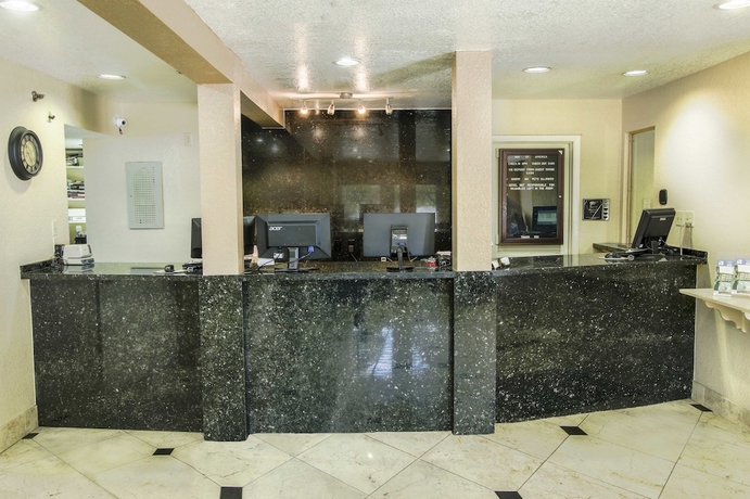 Imagen de los interiores del Hotel Inn Of America - Palm Beach Gardens. Foto 14