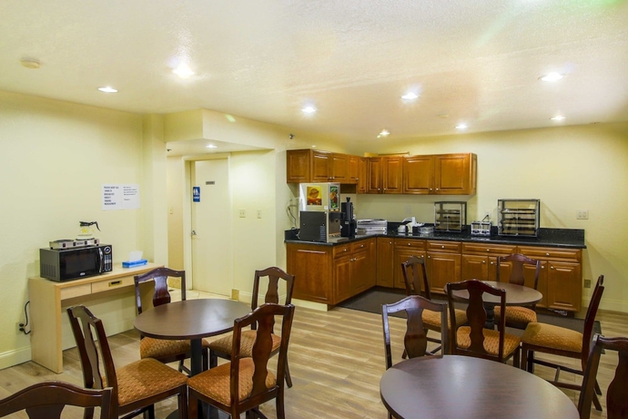 Imagen del bar/restaurante del Hotel Inn Of America - Palm Beach Gardens. Foto 4