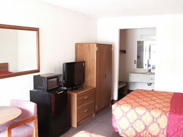 Imagen de la habitación del Hotel Inn Of Knoxville. Foto 16