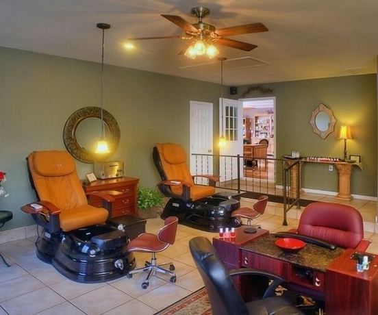 Imagen de los interiores del Hotel Inn On Barons Creek. Foto 15