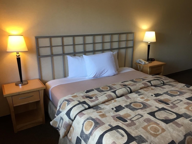 Imagen de la habitación del Hotel Inn On Broadway. Foto 13