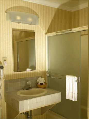 Imagen de la habitación del Hotel Inn On Broadway, San Francisco. Foto 6