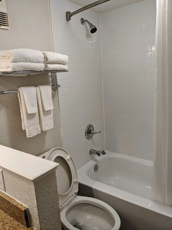 Imagen de la habitación del Hotel Inn On Destin Harbor. Foto 8