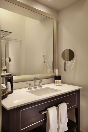 Imagen de la habitación del Hotel Inn On Fifth. Foto 7