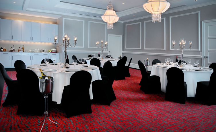 Imagen de los interiores del Hotel Inn On Fifth. Foto 10